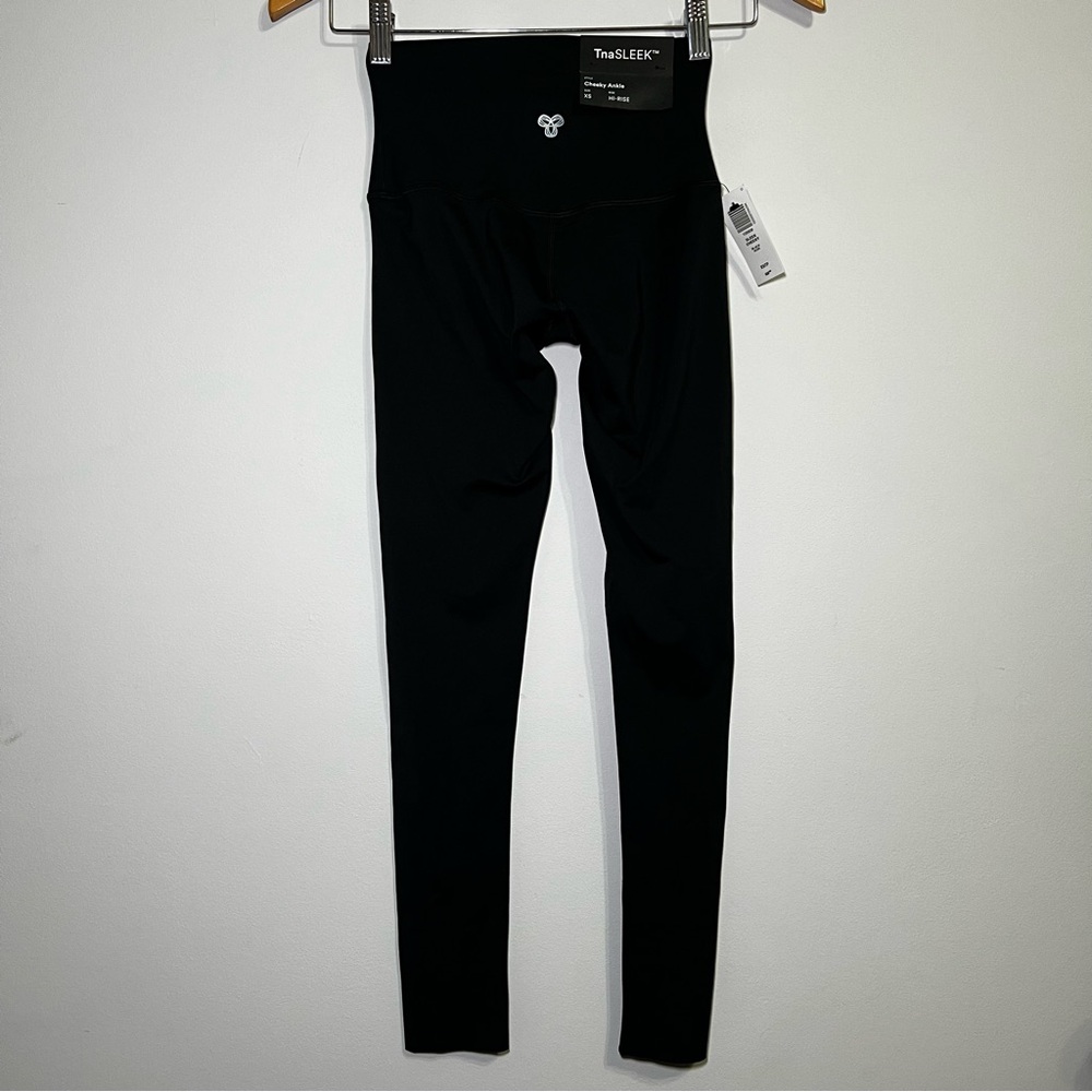 Aritzia TNA TnaSLEEK ™ Cheeky Hi-Rise Ankle Leggings Black Size XS